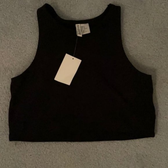 H&M Tops - H&M Divided Black Crop Top M NWT